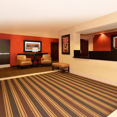 เอ็กซ์เทนด์ สเตย์ อเมริกา ลอสแองเจลิส-เกลนเดล Hotel ภายนอก รูปภาพ